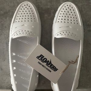 White Floafers: Size 8
